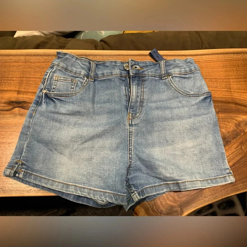 Jean Shorts w/ Adjustable waist, Girls 14/15
